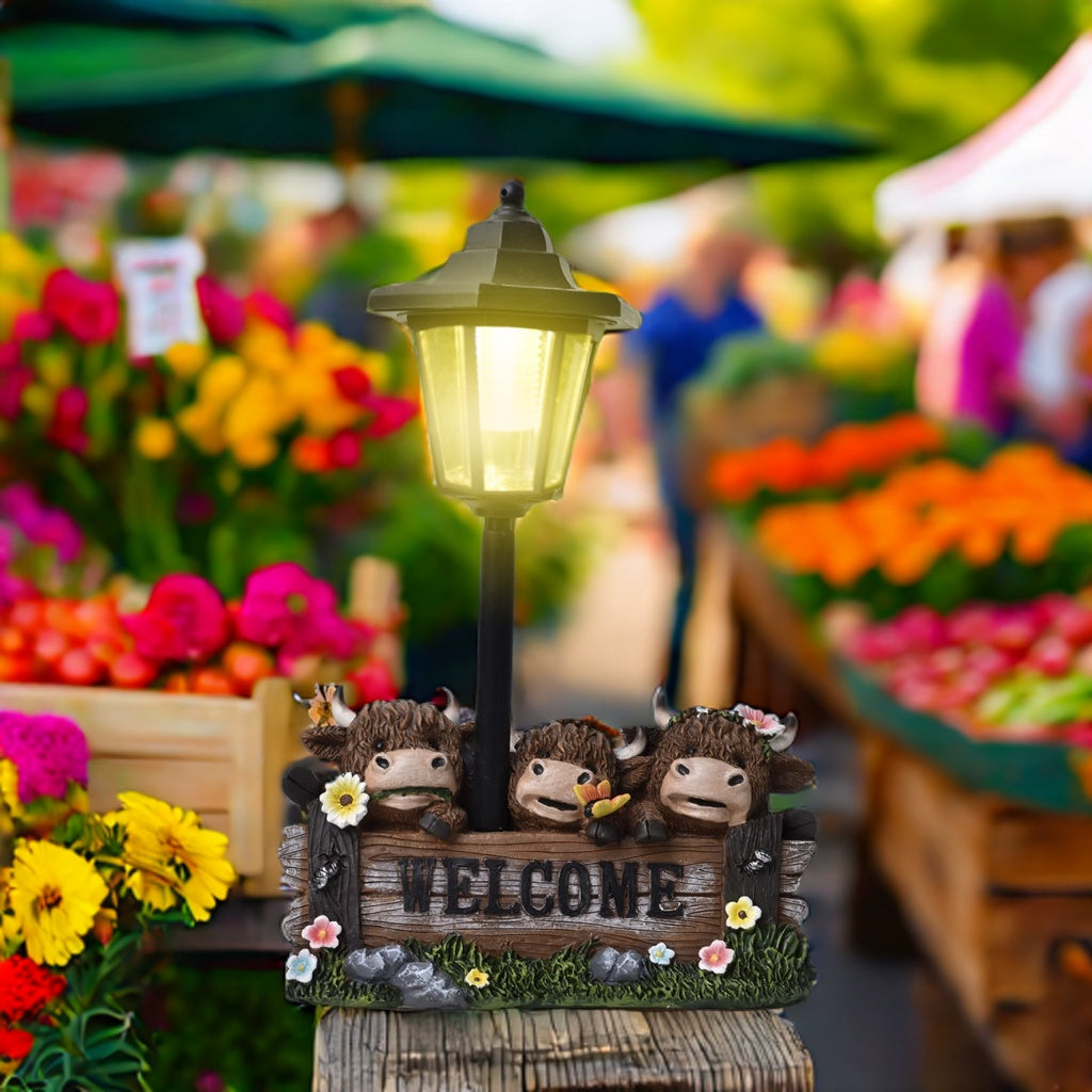 Maverick Resin Outdoor Solar Lights